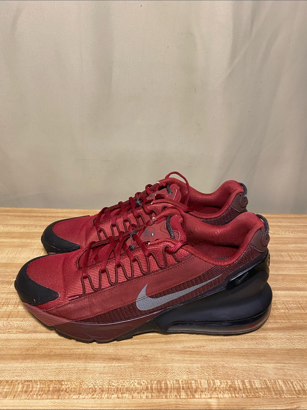Nike Air Max Pulse Roam Dragon Red Burgundy Crush Black Shoes Mens 11